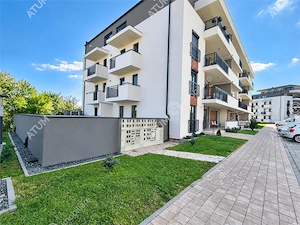 Spatiu comercial de 59 mp cu terasa 55 mp si 2 locuri de parcare Sibiu - imagine 10