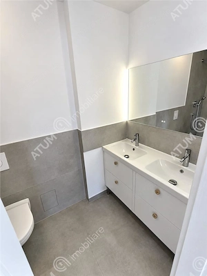 Spatiu comercial de 59 mp cu terasa 55 mp si 2 locuri de parcare Sibiu - imagine 8