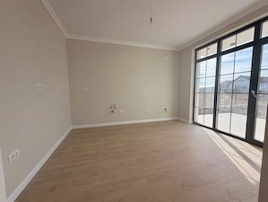 Duplex modern, 5 camere, 3 bai - Dumbravita - imagine 5