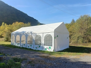 Cort pentru petreceri