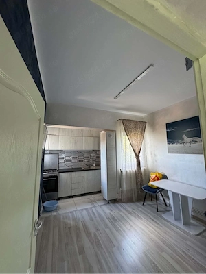 apartament 2 camere  - imagine 2