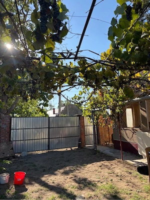vand casa locuibila cu 3 camere loc de baie si loc de in parhida  - imagine 5
