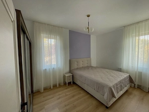 PRIMA ÎNCHIRIERE! Apartament nou cu 2 camere, terasă și 2 locuri de parcare privată - imagine 2