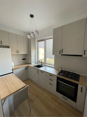 PRIMA ÎNCHIRIERE! Apartament nou cu 2 camere, terasă și 2 locuri de parcare privată - imagine 3