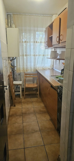 Închiriez apartament  - imagine 7