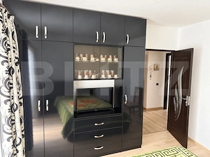 Apartament cu 2 camere, mobilat, cu parcare și centrală proprie - Râșnov  - imagine 3