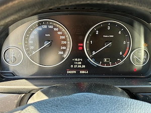 BMW F11 525d - imagine 3