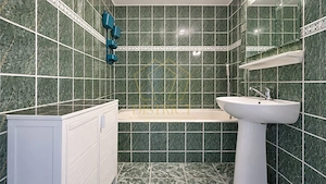Apartament 2 camere de vanzare, decomandat,  zona Lipovei