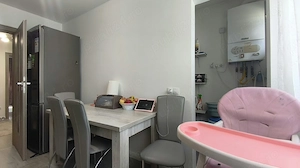 Apartament 3 camere decomandat, Zona Ultracentrala - imagine 2