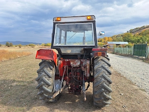 Tractor internațional 674 - imagine 3