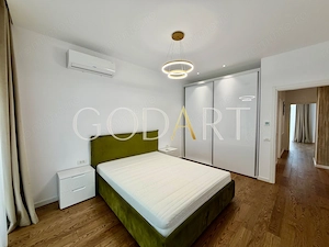 Vilă individuală de lux | Piscină privată | 4 dormitoare | Erou Iancu - imagine 12