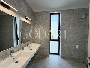 Vilă individuală de lux | Piscină privată | 4 dormitoare | Erou Iancu - imagine 16