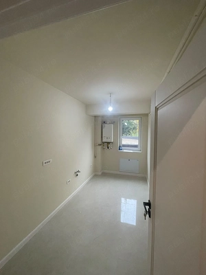 Bloc nou, apartament cu 2 camere decomandate, Valea Lupului. - imagine 6