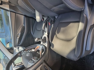 Hyundai i30 Fastback - Stare perfecta, foarte putin folosita. Masina foarte fiabila. - imagine 8