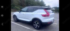 Volvo xc40 2,0 DiESEL 4X4 - imagine 6
