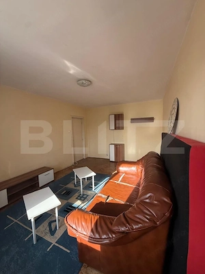 Apartament de vanzare - 2 camere - Zona Dambu Pietros  - imagine 2
