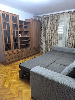 Proprietar închiriez apartament cu 2 camere decomandat  - imagine 5