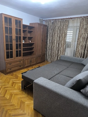Proprietar închiriez apartament cu doua camere decomandat  - imagine 5