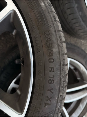 vand jante r18