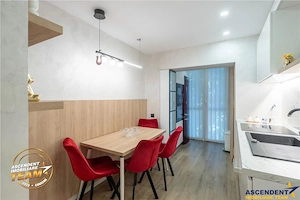 Apartament cu 2 camere, amenajat de designer, cu un concept interior elegant  #537;i finisaje atent  - imagine 4