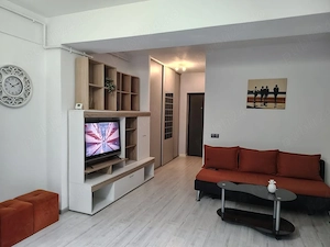 Apartament  2 camere,, 44 m , renovat recent, situat in Baciu. - imagine 2