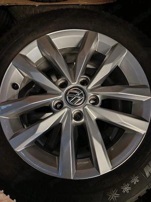 Jante vw 5x112 16 anvelope 205 60 16 iarna ca noi 7-8 mm  - imagine 5