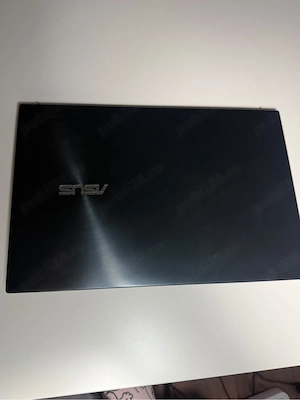 Laptop Asus zen book 13