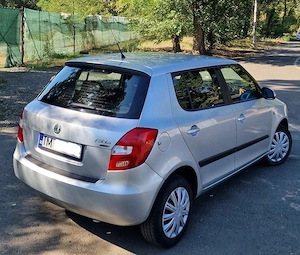 Skoda Fabia 2 an 2008 1.2 benzina - imagine 2