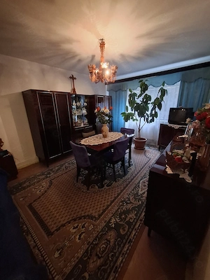 Vând apartament cu 3 camere confort 1 decomandat  bloc de 4 etaje  - imagine 6