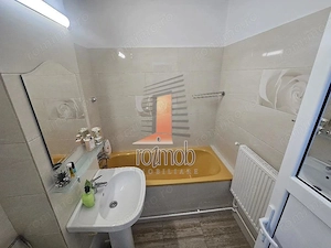 Apartament 3 camere decomandat, renovat recent-centrala proprie - imagine 4