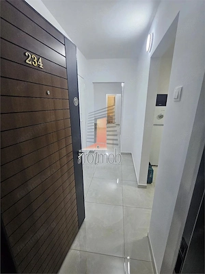 Apartament 3 camere decomandat, renovat recent-centrala proprie