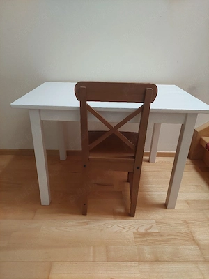 Vand masuta si scaunel copil Ikea