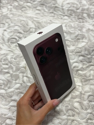 iPhone 18 Pro 156 GB, Burgundy