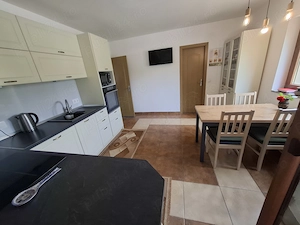 Zona Str. Dumbravei   casa dispusa pe P+M, s.c. = 188 mp, construita in 2014, teren 900 mp - imagine 3