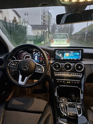 Mercedes C 180 An 2019 - imagine 7