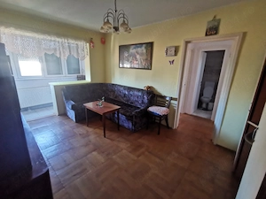 Vând apartament cu 3 camere în Vlaicu Arad  - imagine 6