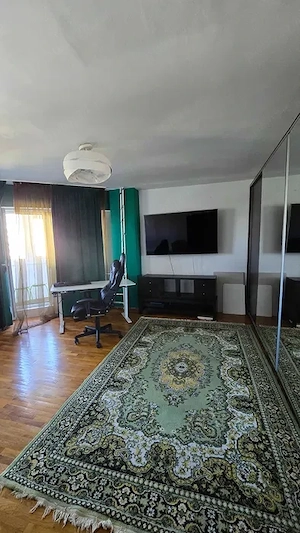 garsoniera rond baba novac-metrou 5 minute - imagine 2