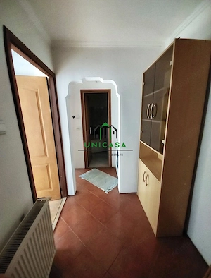 Apartament 3 camere de vânzare în Voineasa, județul Vâlcea - imagine 3