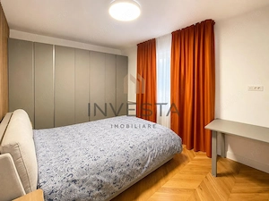 Apartament 4 camere de inchiriat cu garaj, zona Centrala - imagine 14