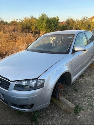 Dezmembrez audi a3 1.6 fsi , 2003 - imagine 2
