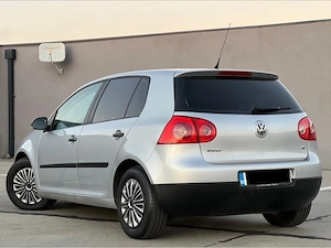 VW Golf 5 (2007)   1.6 MPI | Climatronic | Navigație Mare | ABS, ESP | Preț: 2.150   - imagine 2