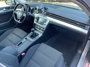 Volkswagen Passat B8-2.0diesel 150cp-mod 2016-euro6-Climatronic-Tempomat-Bi Xenon ! - imagine 5