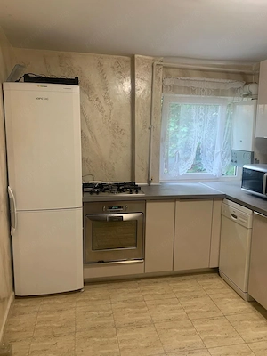 Închiriez apartament cu 2 camere în centrul civic Brașov - imagine 2