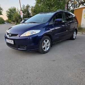 Mazda 5  an 2007 Benzina