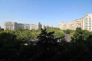 Piața Alba-Iulia, 2 camere cu vedere la Rond, renovat complet