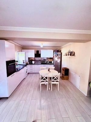Duplex 3 camere, teren 315 mp, fotovoltaice și baterie, Moșnița Veche - imagine 5