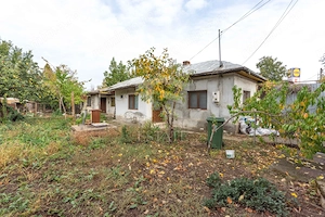 Straulesti - str. Pietrosita nr. 10, Casa demolabila cu teren 388 mp - imagine 4