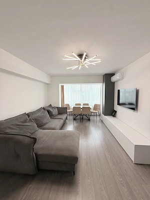 Apart.3 cam bd.Traian Dalia !