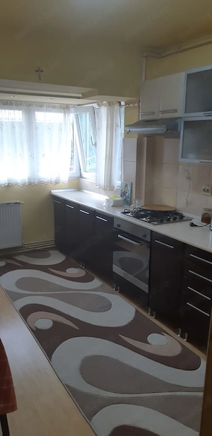 De închiriat: Apartament modern 3 camere, 2 băi, Garaj inclus   Zona Centrală (Str. Vlad Țepeș, Dej) - imagine 3