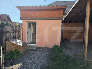 Casa 2 camere, 60 mp, teren 483 mp, zona Centrala - imagine 6